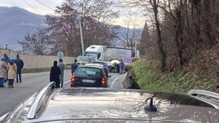 Stravična nesreća u blizini Konjica: Ima poginulih, više osoba povrijeđeno